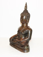 Antiker sitzender Buddha aus Thailand